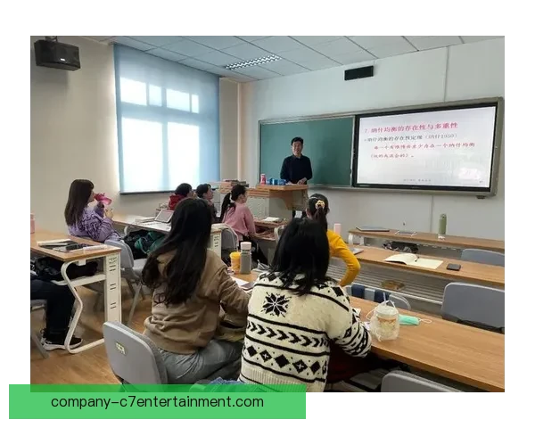 世界杯点球大战中的心理博弈与压力决策机制解析运动员表现与胜负走向研究